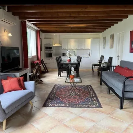 Les Maisons De Ronsac : Lieu Idéal Pour Vos Fêtes Сasa de vacaciones