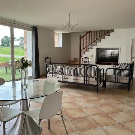 Les Maisons De Ronsac : Lieu Idéal Pour Vos Fêtes Сasa de vacaciones Saint-Pierre-de-Lages