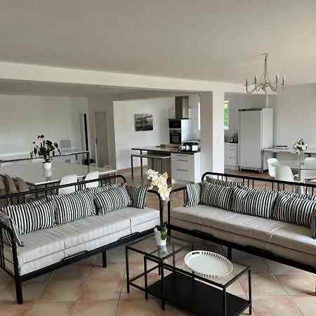 Les Maisons De Ronsac : Lieu Idéal Pour Vos Fêtes Сasa de vacaciones Saint-Pierre-de-Lages